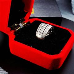 NORDSTROM Lady's Diamond Wedding Band 45 Diamonds 4.50 Carat T.W.